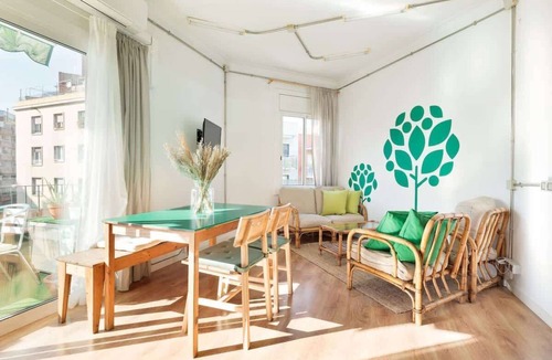 El Camp de l'Arpa del Clot Apartment | Eulalia's Green Ecolodge