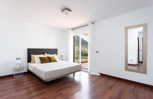 Los Cristianos Apartment | Exclusive villa with private pool 1 kilometer from Los Cristianos Beach