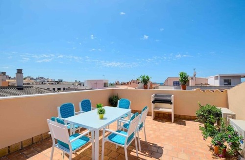 El Molinar House | Family Home "Villa José" with Terrace