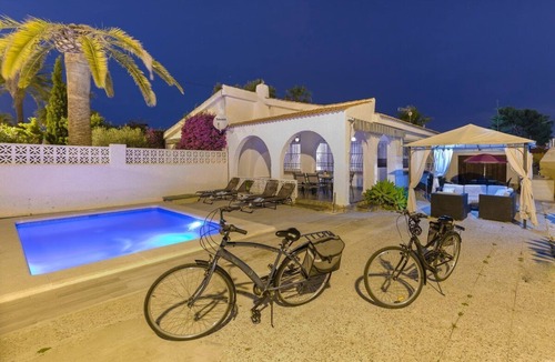 Torrevieja Villa | Fidalsa Relax Pool your Refuge