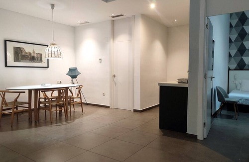 El Pilar Apartment | Flats Friends Soho Suites 1 bedroom ground floor