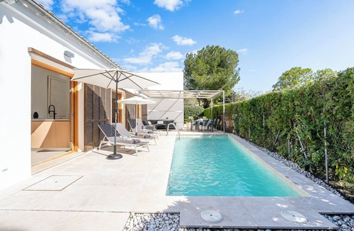 Pollensa House | FOOTPRINTS VILLA. PINEWALK AREA. HEATED POOL. WIFI. 100m/2 MIN WALK TO THE SEA