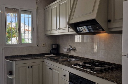 Riumar Ski Chalet | "Four Seasons"@MARISOL: 350m to the beach, community pool, A/C, WiFi, dog beach.