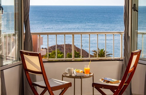 Faro de Cullera Apartment | Frontline Beach Cullera
