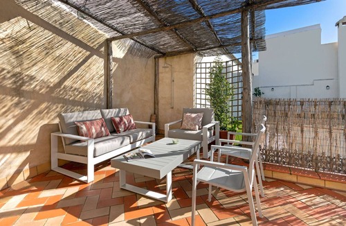 San Bartolome Apartment | Genteel Home Palacio Abades Terrace II