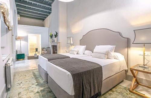 San Bartolome House | Genteel Home Palacio Abades