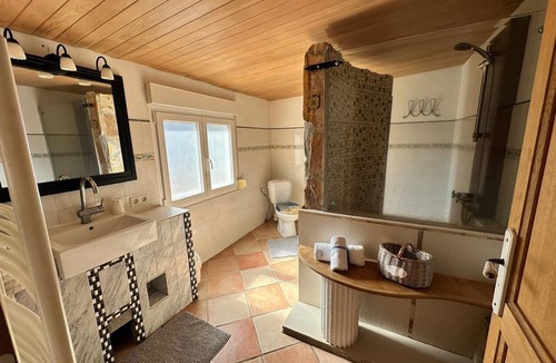 Capmany House | Hacienda serena