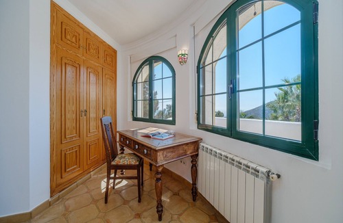 Javea House | Holiday Home 'Gran Villa En Jávea - Granadella' with Sea Views, Wi-Fi & Air Conditioning