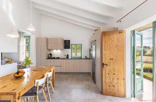 Moscari House | Holiday Home "Sa Verdal" with Pool, Wi-Fi, Air Conditioning & Garden