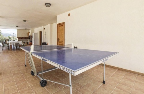 Moscari House | Holiday villa with garden, barbecue and terrace