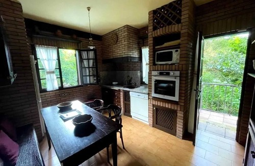 Loureiro Villa | Homerez - Villa in Cabeanca