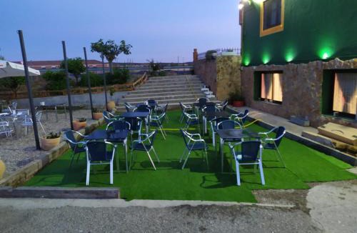 Herreruela de Oropesa House | Hostal Catedritos Ibéricos A-5 Km 154 A 5 KM DE OROPESA A 1 KM DE HERRERUELA DE OROPESA