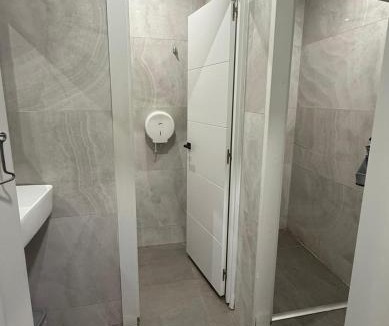 Embajadores Hotel | Hostel BM19