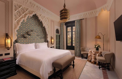 Santa Cruz Hotel | Hotel Alfonso XIII, a Luxury Collection Hotel, Seville
