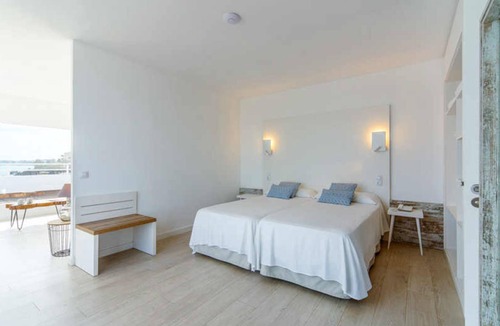 Cala Bona Hotel | Hotel Atolon & Kaafu Beach Club