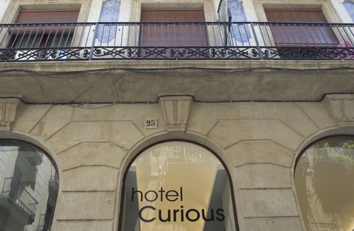El Raval Hotel | Hotel Curious