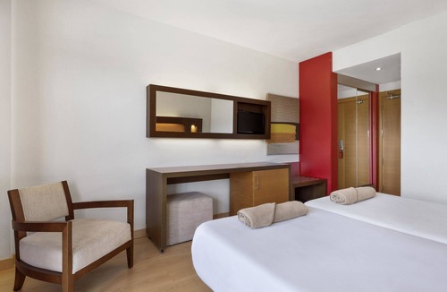 Les Meravelles Hotel | Hotel Pabisa Chico