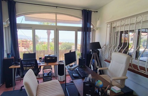 Buenas Noches House | House - Sleeps 8 - Hot Tub - Beach Access