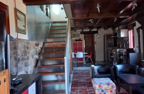 Puente Nuevo House | La Casa de Abajo
