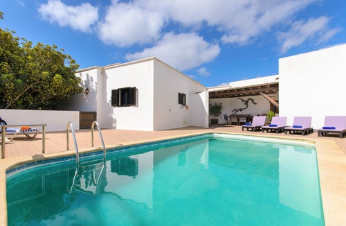 Tao Villa | 'La Rubina' with Mountain View, Private Pool and Wi-Fi