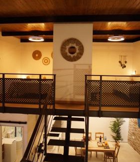 San Isidro House | Loft moderno, jacuzzi y BBQ