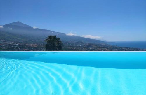Las Cuevas House | Los Olivos - Vivienda vacacional de lujo con piscina privada