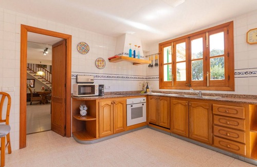 Sencelles House | Lovely home in Sencelles with private swimming pool, can be inside or outside