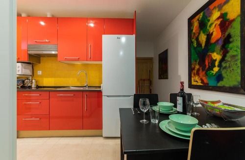 Castillejos Apartment | Luxe Apartment Madrid North Real Madrid Stadium HGA5
