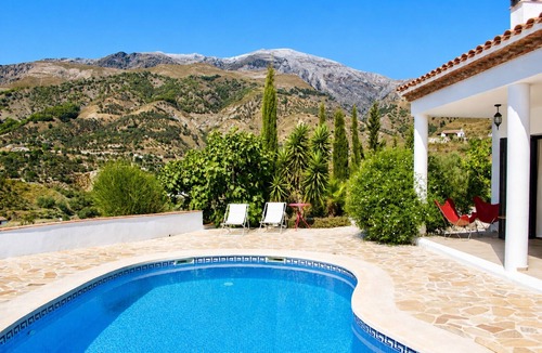 Canillas de Aceituno Villa | Luxury Mountain Retreat El Frantoio – 100% Private Pool & Panoramic Views