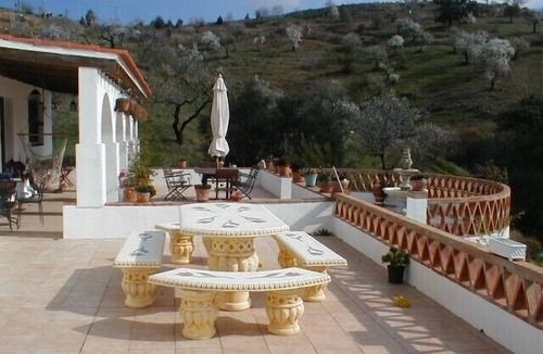 Casabermeja Villa | Luxury villa with pool and beautiful views set in 8 acres of almond groves.