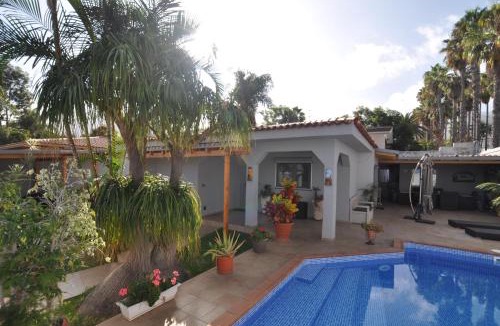 Las Arenas Villa | Luxusvilla mit beheiztem Pool Puerto de la Cruz