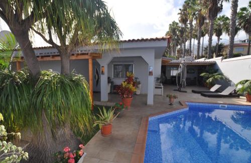 Las Arenas Villa | Luxusvilla mit beheiztem Pool Puerto de la Cruz