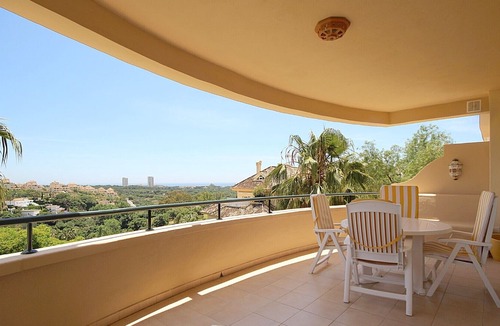 Elviria Apartment | Magnificent apartment with sea views in the luxurious Elviria Hills