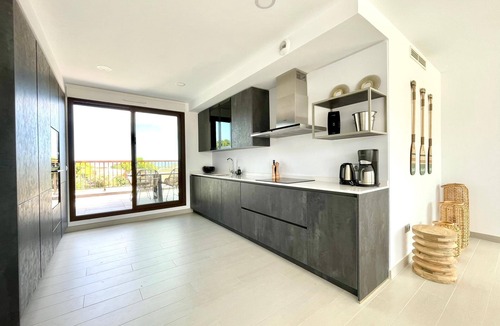 Les Deveses Apartment | Magnificent penthouse with sea view, very close to beach and child-friendly pool