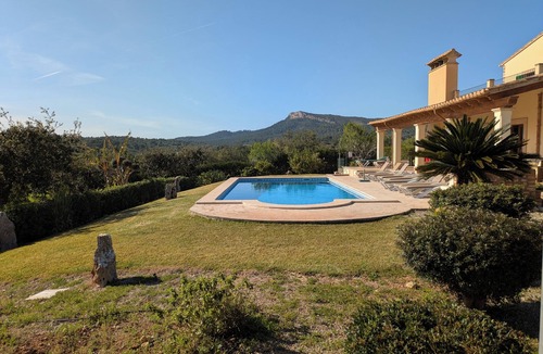 Manacor House | Mallorcan house with pool, garden, barbecue and WIFI near the beach