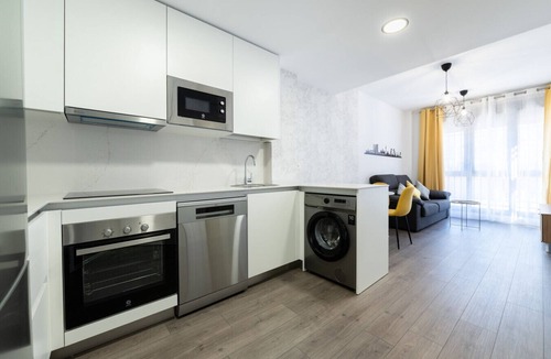 Getafe Apartment | Modern apartment 20 min from Madrid