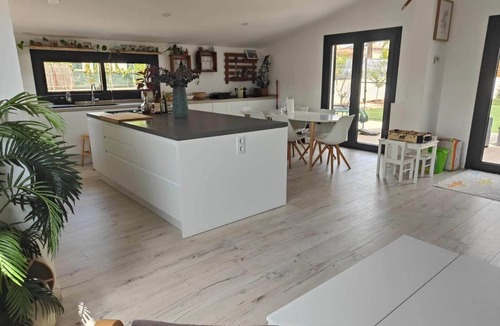Palmanyola Ski Chalet | Modern chalet with amazing garden and pool for a perfect stay in Mallorca
