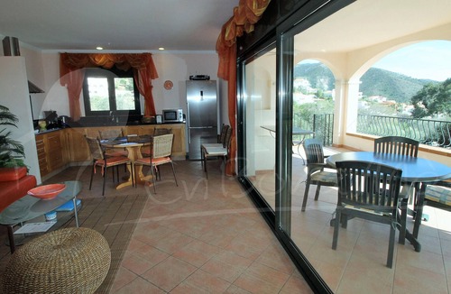 El Mas Fumats Villa | Modern House with Private Pool, 6 Guests, Roses