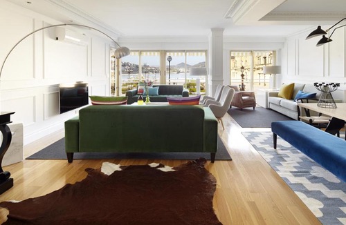 San Sebastian Centro Apartment | Playa de La Concha 4 by FeelFree Rentals
