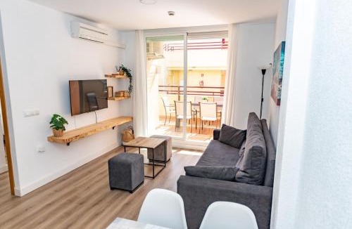 Los Canos de Meca Apartment | Private garage + 1 min to beach, Los Caños