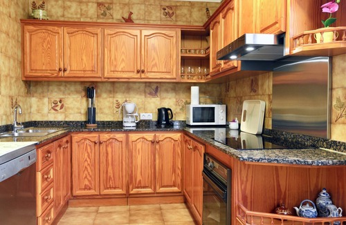 Sa Coma House | Quiet residential area, beach 300m, pool, rustic kitchen, ideal for families