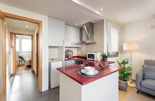 L'Antiga Esquerra de l'Eixample Apartment | Rambla Paris Attic Apartment