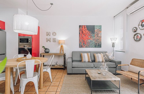 Gothic Quarter Apartment | Ramblas Apartment, Boqueria