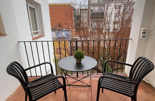 Can Gibert del Pla Apartment | Renovated apartment near Girona for families, couples, friends, and cyclists