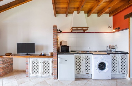 Orena House | Rural House 'Las Candelas - Puerto Calderón' with Sea Views, Private Terrace, and Wi-Fi