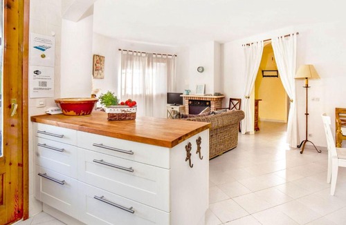 Rio d'Oro Villa | Sant Antoni de Calonge Villa Sleeps 8 with Pool Air Con and WiFi