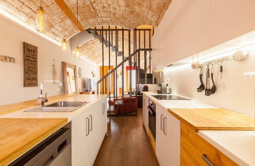 Arenys de Mar House | Sant Rafel House – Private Terrace, 5-Minute Walk to the Beach