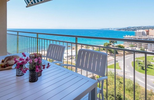 Calonge Apartment | Sea View Apartment 2 Bedrooms, Parking, WiFi