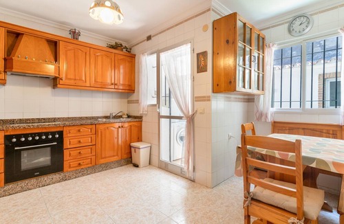 La Cala del Moral House | Semi-Detached Chalet with Shared Pool, Wi-Fi and Air Conditioning in Cala del Moral
