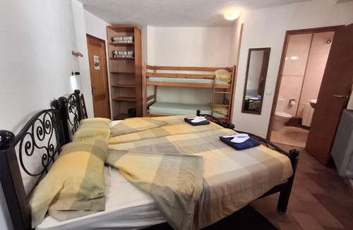 Setcases House | Setcases-Vallter Hostal Mitja Pensió 5